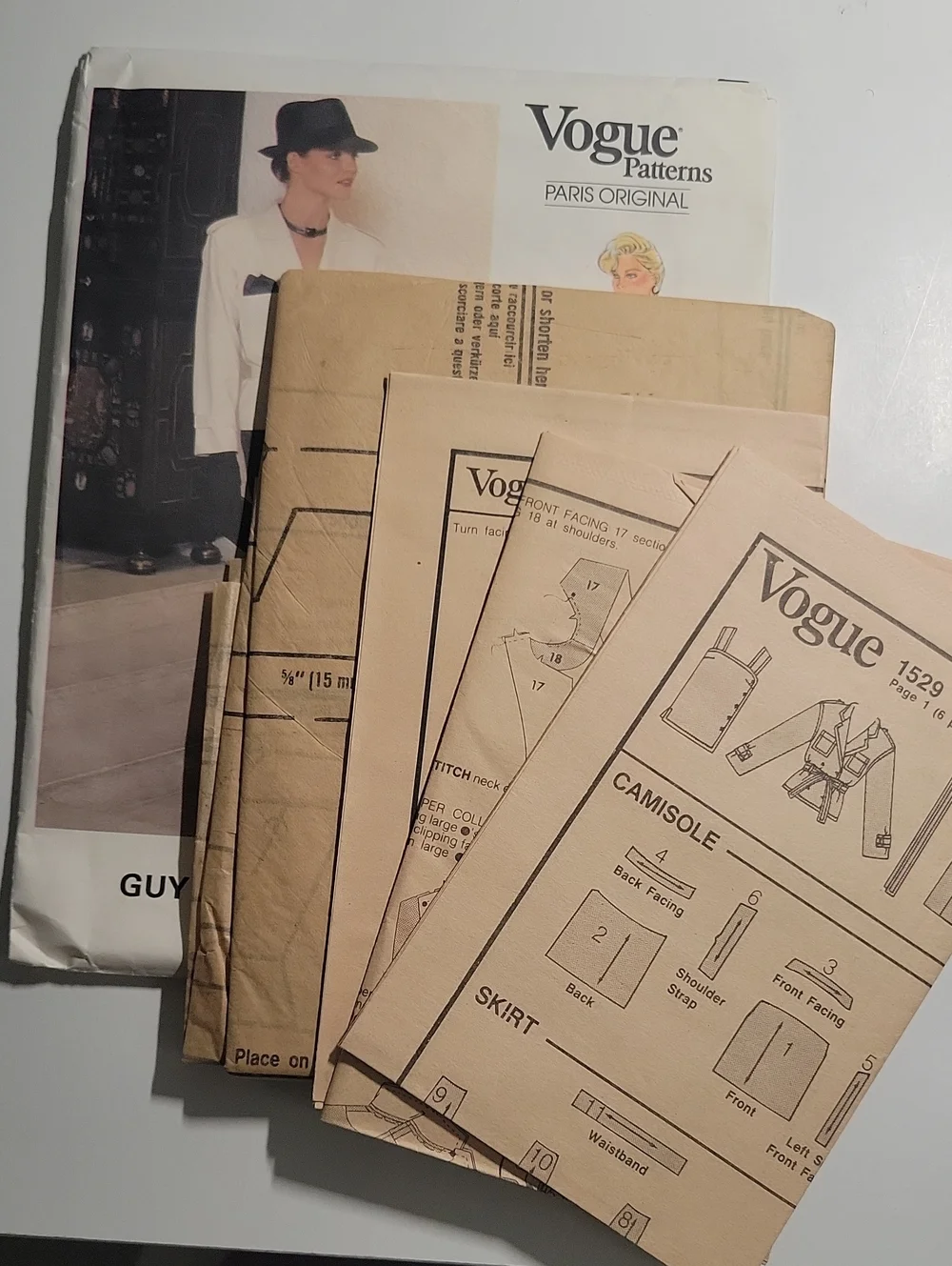 Vintage Vogue Paris Original #1529 Sewing Pattern, Size 10, UNCUT